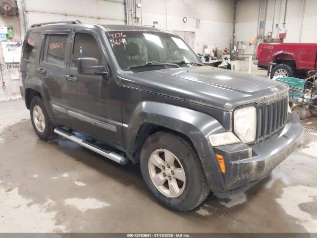  Salvage Jeep Liberty