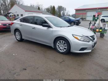  Salvage Nissan Altima