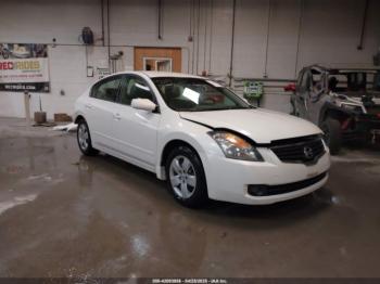  Salvage Nissan Altima