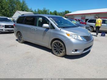  Salvage Toyota Sienna