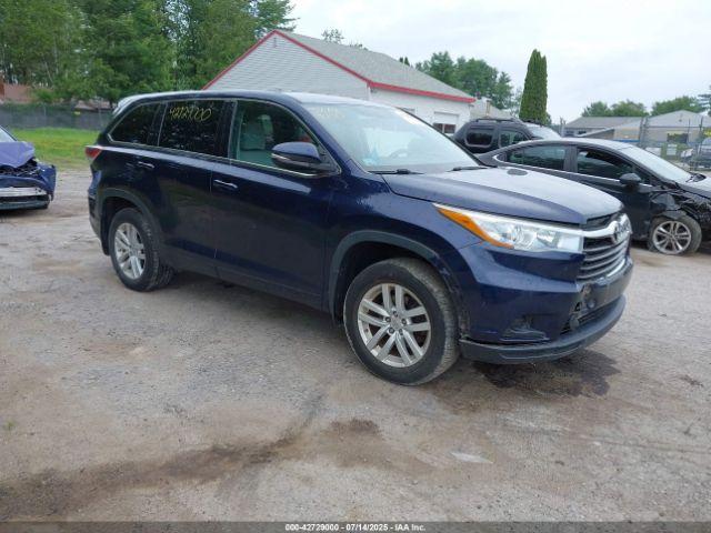  Salvage Toyota Highlander