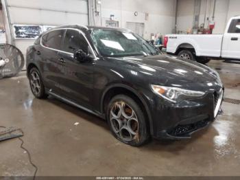  Salvage Alfa Romeo Stelvio