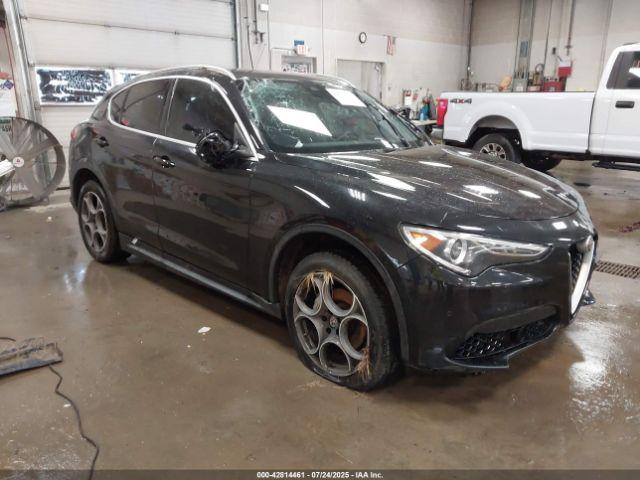  Salvage Alfa Romeo Stelvio
