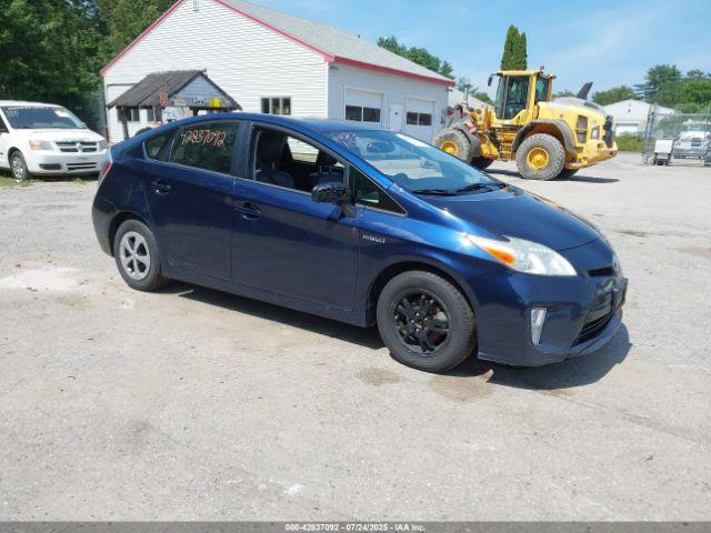  Salvage Toyota Prius