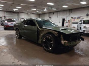  Salvage Dodge Challenger