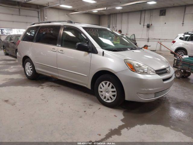 Salvage Toyota Sienna