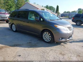  Salvage Toyota Sienna