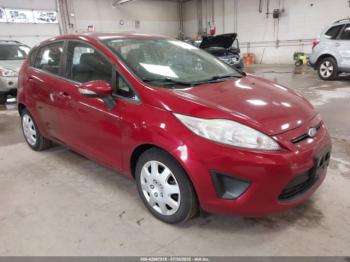  Salvage Ford Fiesta