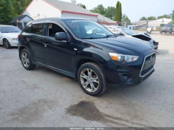  Salvage Mitsubishi Outlander