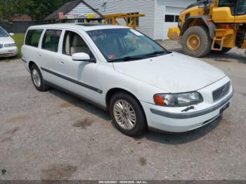  Salvage Volvo V70