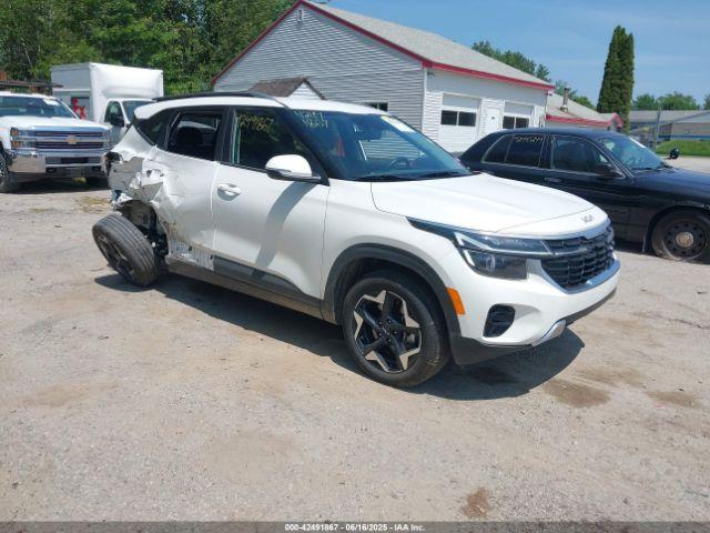  Salvage Kia Seltos