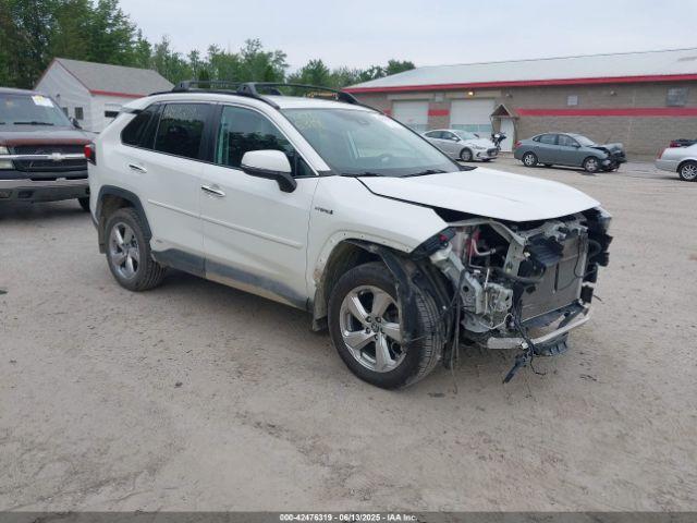  Salvage Toyota RAV4