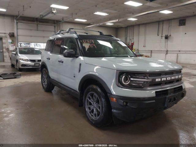  Salvage Ford Bronco