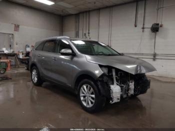  Salvage Kia Sorento