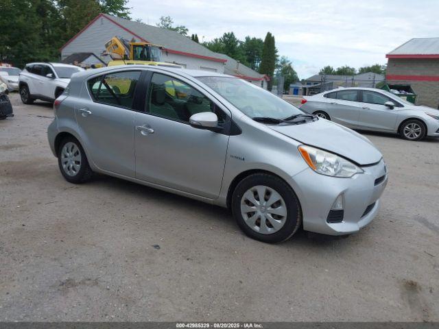  Salvage Toyota Prius c