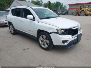  Salvage Jeep Compass