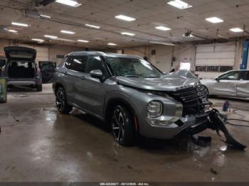  Salvage Mitsubishi Outlander
