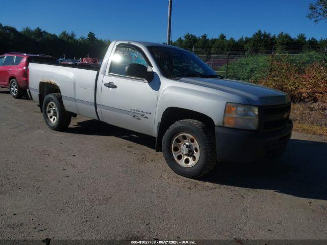  Salvage Chevrolet Silverado 1500