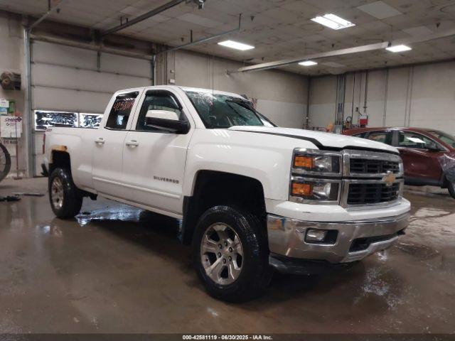  Salvage Chevrolet Silverado 1500