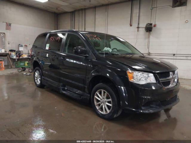  Salvage Dodge Grand Caravan