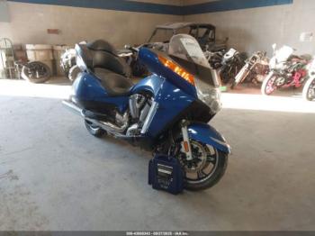  Salvage Victory Motorcycles Vision