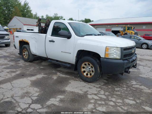  Salvage Chevrolet Silverado 1500