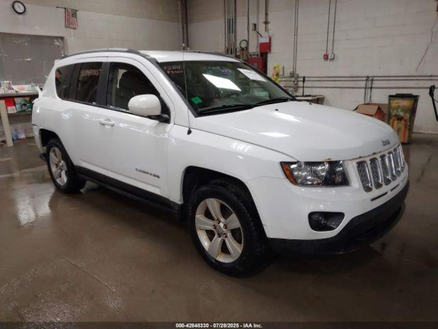  Salvage Jeep Compass