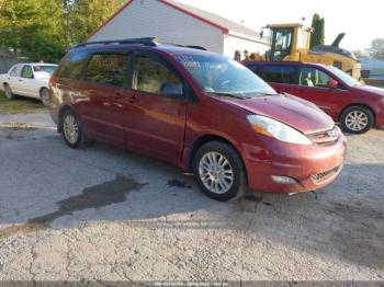  Salvage Toyota Sienna