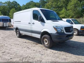  Salvage Mercedes-Benz Sprinter 2500