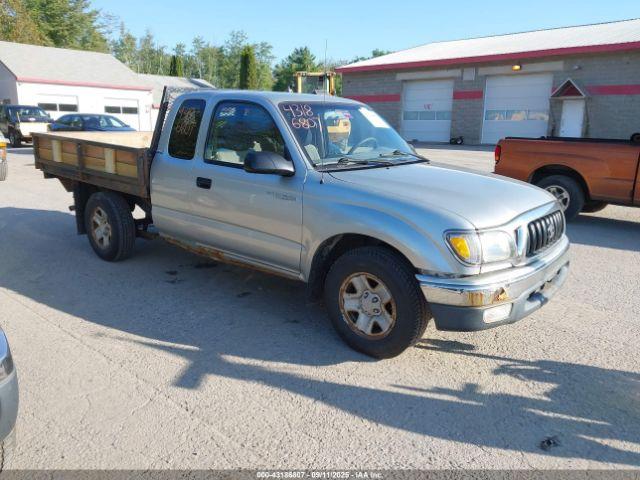  Salvage Toyota Tacoma