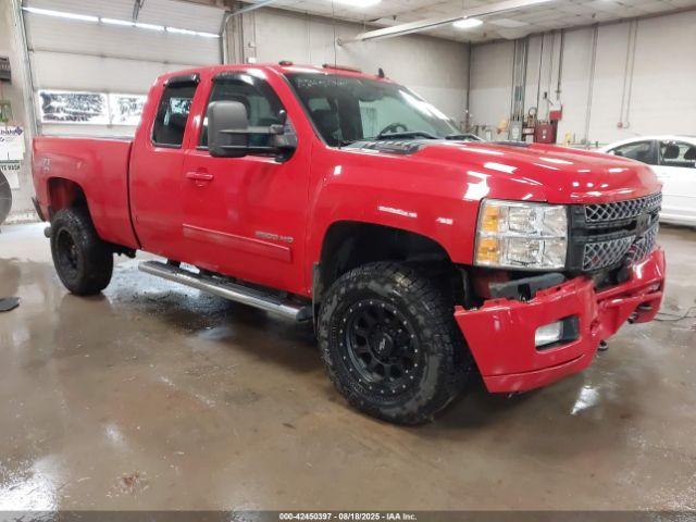  Salvage Chevrolet Silverado 2500
