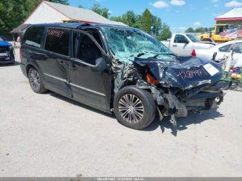  Salvage Chrysler Town & Country