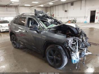  Salvage Toyota RAV4