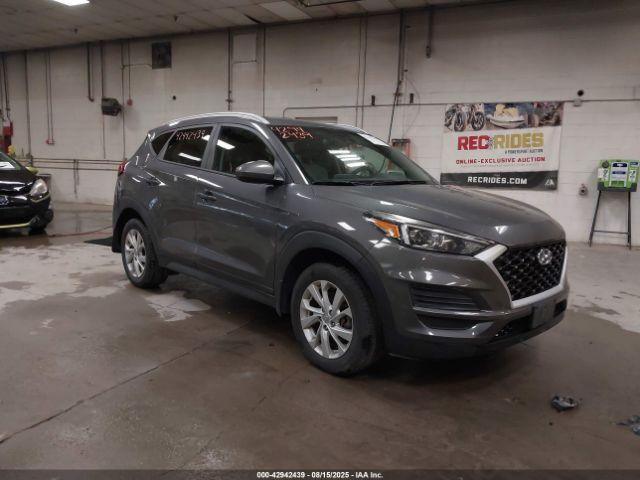  Salvage Hyundai TUCSON