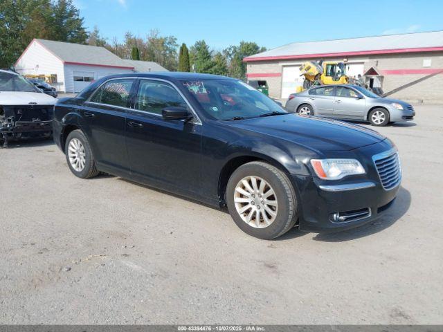  Salvage Chrysler 300