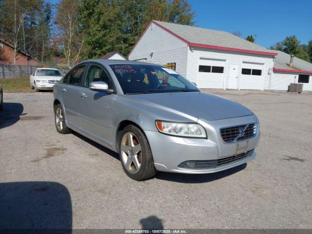  Salvage Volvo S40