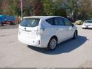 Toyota Prius v Two Image 3