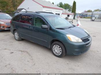  Salvage Toyota Sienna