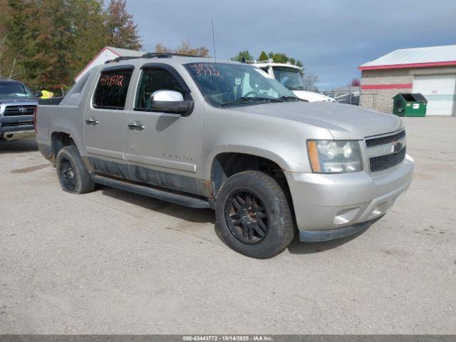  Salvage Chevrolet Avalanche 1500