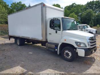  Salvage Hino 258 268