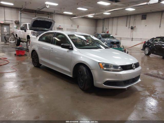  Salvage Volkswagen Jetta