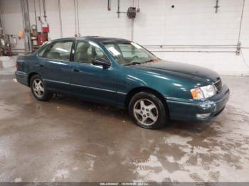 Salvage Toyota Avalon