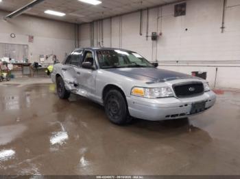  Salvage Ford Crown Victoria
