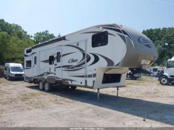  Salvage Keystone Cougar 324 Rlb