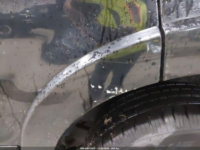 Ford Explorer Limited Image 7