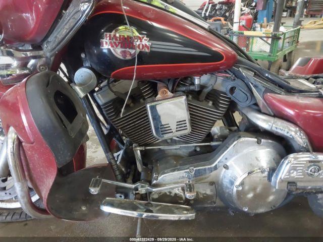 Harley-Davidson Flhtcui Image 8