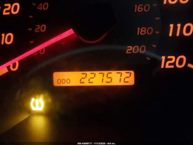 Toyota Tacoma Base V6 Image 9