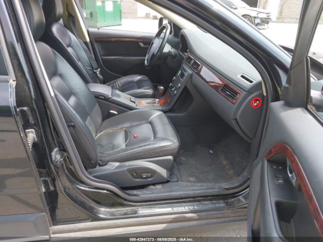 Volvo XC70 3.2 Image 5