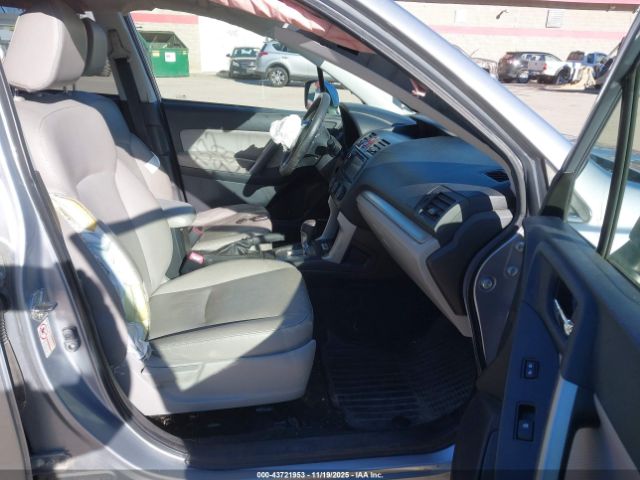 Subaru Forester 2.5i Touring Image 4