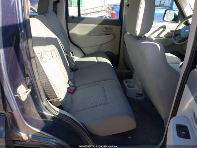 Jeep Liberty Sport Image 4